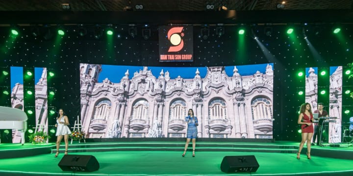 Tổ chức lễ kỷ niệm thành lập công ty chuyên nghiệp tại Hà Nội