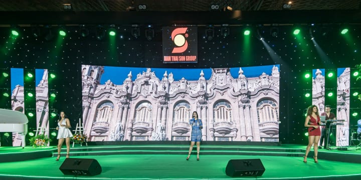 Tổ chức lễ kỷ niệm công ty chuyên nghiệp tại Long An